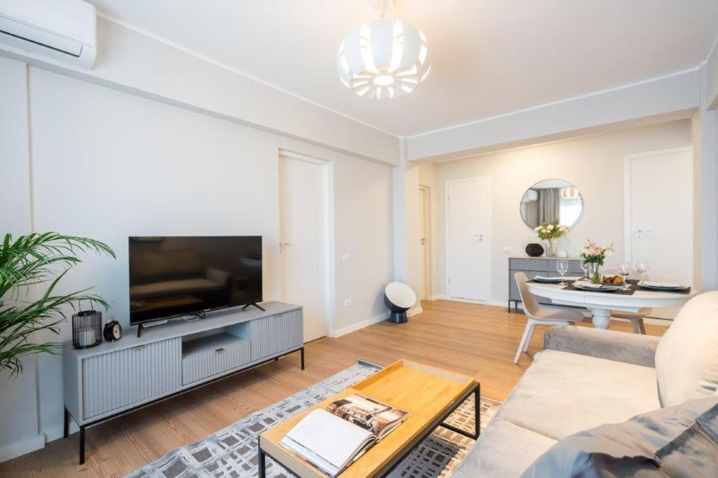 בוקרשט Downtown Modern - 2Br Apartment מראה חיצוני תמונה