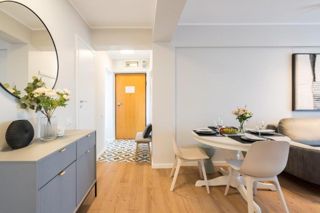 בוקרשט Downtown Modern - 2Br Apartment מראה חיצוני תמונה