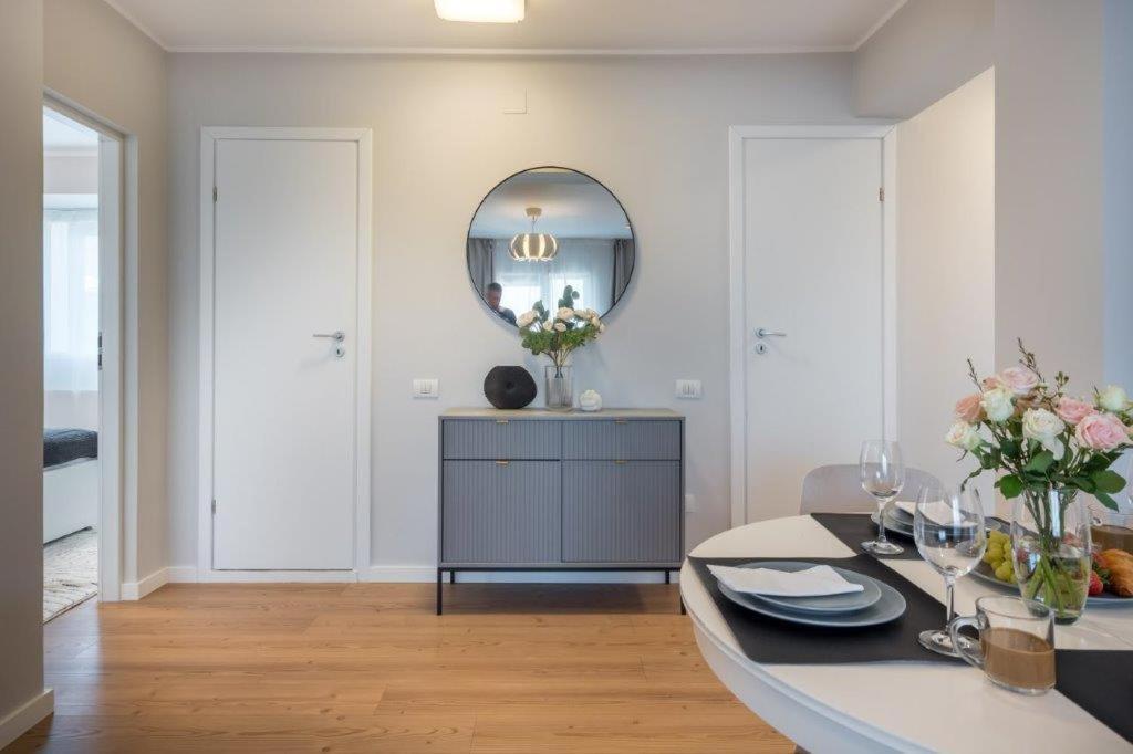 בוקרשט Downtown Modern - 2Br Apartment מראה חיצוני תמונה
